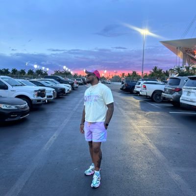 devin_gil's profile picture. Jeremiah ❤️ Josh