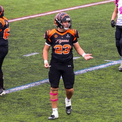 Tnewnam23's profile picture. 6’1 201lbs | C/O 2030 LB/EDGE | ig : tommynewnamm|✉️:tommynew23@icloud.com |Thomas-Newnam | 📍pa | MULTI SPORT ATHLETE