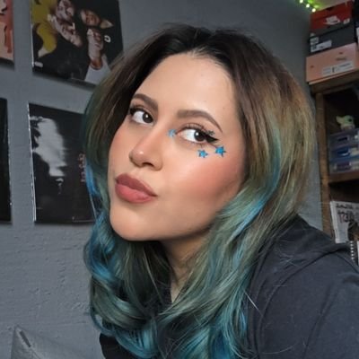 carouselive's profile picture. everyone’s a star! • she/her