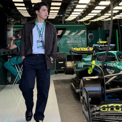 lofiScoups's profile picture. PERSONAL FAN ACC 

SEVENTEEN 세븐틴🩵 🩷 
Locked in 💎
SCOUPS 에스쿱스🍒 
Heavy 🍒 and SVT reposts