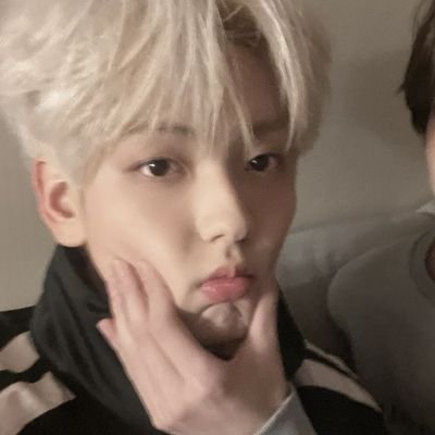 hoonchipsfuego's profile picture. ✶﹒( 𝒞  ) oupsie 𔘓

    mx            multistan !   wlw