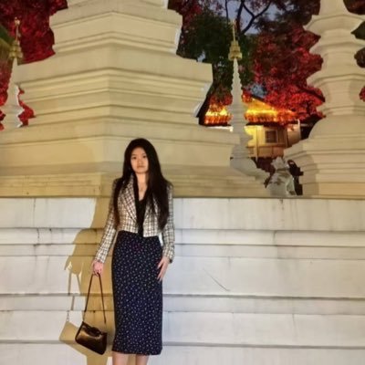 C13650122303's profile picture. +8613650122303