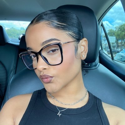 imanizujer's profile picture. insta: @imanizujer