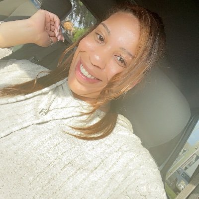 Mrs_P____'s profile picture. Only here for laughs.