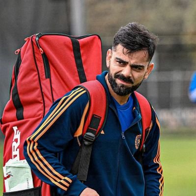 AtharvaKul20637's profile picture. U-16 cricketer for belgaum⚡
Virat Kohli | KL Rahul | 🇮🇳|
RCB | DC |