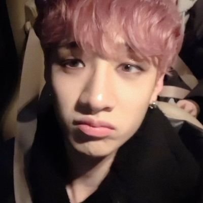 cherrychris_03's profile picture. •|@Stray_kids 🍥
•|🍀📸🖇️🎧☀️🫧| PE
•| I make Stray kids Stay!
•| Chanmin girl!!