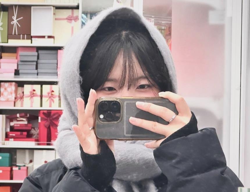 S2p8VI0073B9m's profile picture. 게임도 즐기고 몸과 마음 모두 솔직한 여자, 원하는 사람만 다가와.