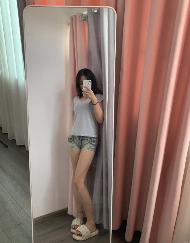 dK5R1K13g7rp0's profile picture. 나는 대담하고 자유로워, 다가오면 재미있는 걸 보여줄게.
