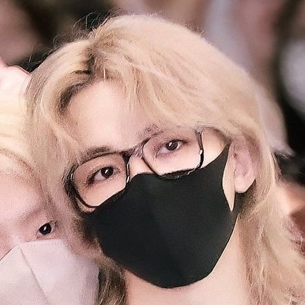 TwiloTwig's profile picture. ♡ ‧˚⊹ ken 🐰 ˚₊‧꒰ა 𓂋 ໒꒱ ‧₊˚ she/her 🫧 04 ⋆｡ﾟ☁︎｡⋆｡ ﾟ☾ ﾟ tummy ache survivor ˚｡☁️ carat+moa+revluv~•‧˚⊹ seventeen °💎•𖹭 will challenge eternity•°~𝟏𝟑 ❤︎︎