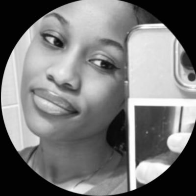 aishahidk's profile picture. I teach SaaS founders how to convert and retain users using psychology | I code and design too 👩💻
