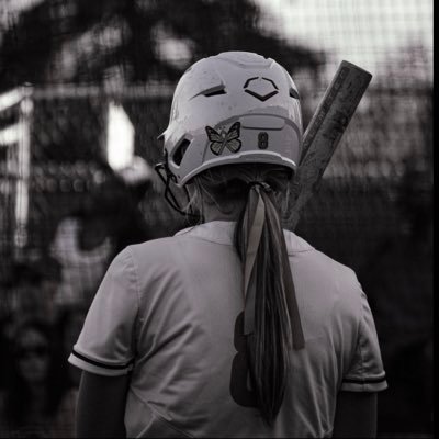 GabyCorsale2028's profile picture. 🎓Class of 2028
🥎 Catcher
Missouri Gators Fastpitch 16U
NFCA All America Scholar Athlete
Academic All State
3.92/4.0
corsalegabriella@gmail.com