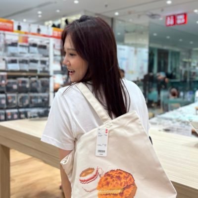 ayunKang's profile picture. 𝒦𝑜𝓇𝑒𝒶 𝒞𝑜𝓂𝓂𝓊𝓃𝒾𝓉𝓎 𝐿𝑒𝒶𝒹 @ZetaChain, @ZetaChain_KR
ex. @Ewhachain @curg_official