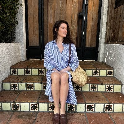 Natalie_Wetta's profile picture. Short stories + desserts. The recipes are dialed. The lives behind them are deeply unstable. Get the full spread on Substack🪿🧃📚