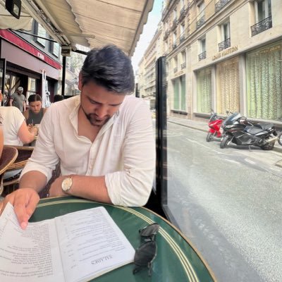 lifedesignshare's profile picture. 9→5 escapee designing a mindful digital life. Creating Notion systems & micro-SaaS for entrepreneurs. Sharing journey of building digital products w/o burnout.