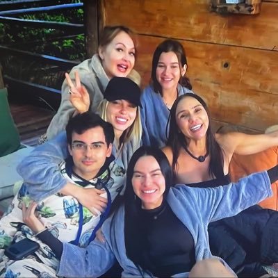 GrupoDoCaps's profile picture. 