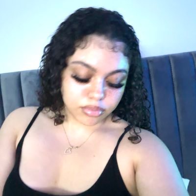tuttifinder2's profile picture. big Dominican :p 🇩🇴    ig- @stick2mari