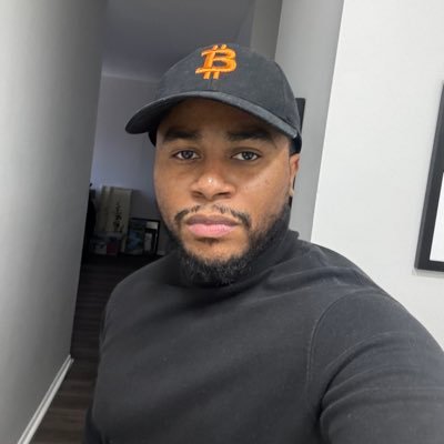 thedatabunny's profile picture. I talk about tech, investing, and Crypto