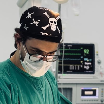 brunogll's profile picture. apenas um jovem mancebo a caminho do R1 de anestesio :)