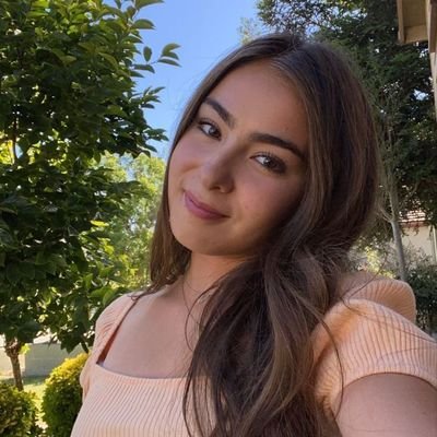 SarahGayl1429's profile picture. 