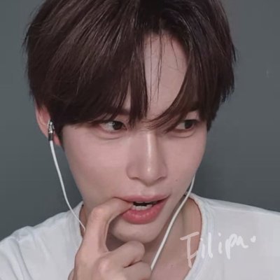 bitterpeaech's profile picture. he/they | perfectly flawed