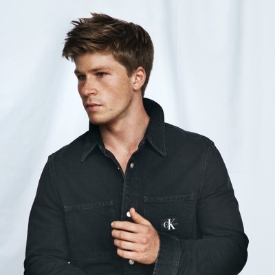 RIrwin78586's profile picture. Official Twitter - ☀️🐊Keep up with my latest adventures