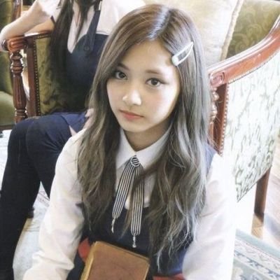 larimyoi's profile picture. ㅤㅤWINTER ; our noses turn red, and our hands start to
trembleㅤㅤㅤㅤㅤㅤ I think we love each other more in winter