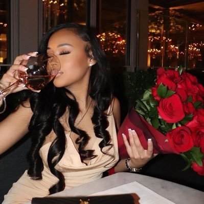 BigbattygyalAD's profile picture. Old account suspended at 5k