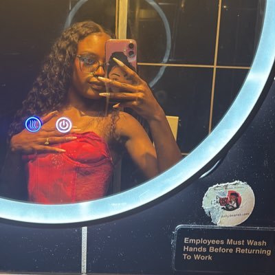 thatgirlrinn_'s profile picture. r.i.p daddy❤️, 1/4/23💙🧸