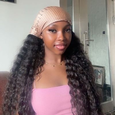 ririsssctrs_'s profile picture. Living on the edge and loving every minute of it
