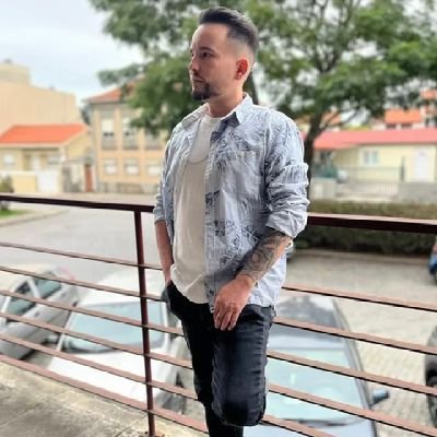 danielfcsoares's profile picture. Crypto Trader.  Patriot, 1143.  Professional Barber ©
