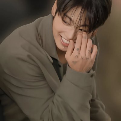 solangekook___'s profile picture. #bts 💜🇦🇷🕯️https://t.co/bNEHGNhQTV