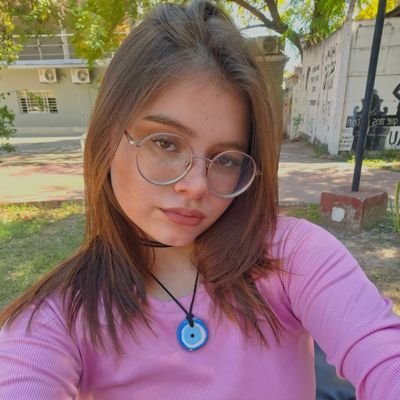 julietaperook's profile picture. ⋆˖⁺‧₊☽◯☾₊‧⁺˖⋆

demasiado sensible y loca.