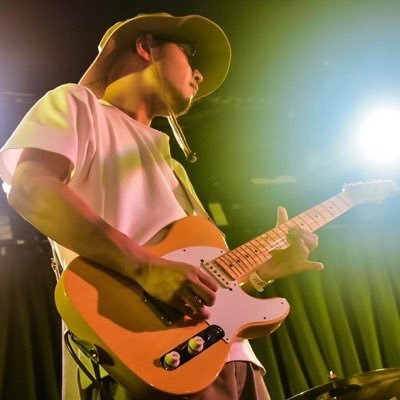 shinoharushi's profile picture. 無銘無敵のストリートフォトグラファー。美術全般、文学、ギター各種、オタクカルチャー等に感心がある。📷 Nikon Zfc