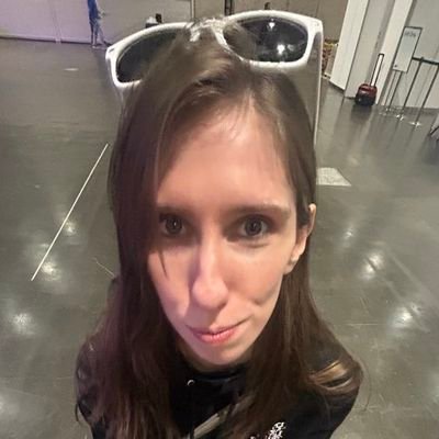 AzaNoSparkles's profile picture. woah what a cool bio im so cool guys