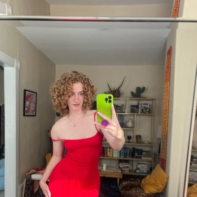 SharonWhit92578's profile picture. Looking for someone who can keep up with my spontaneous road trips and late-night philosophical debates. Bonus points if you can cook.Passionate/sustainability