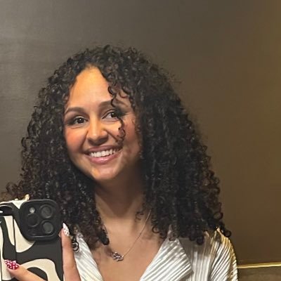 dajhanet's profile picture. licensed esthetician baby♥️