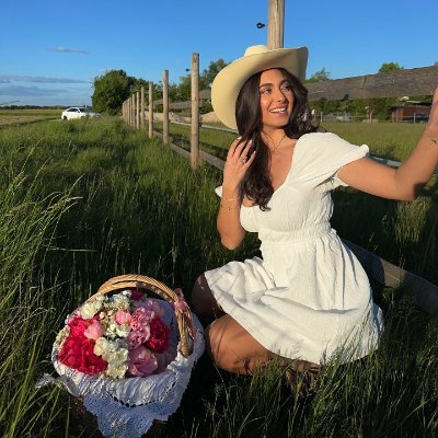 Diamond__Lucy's profile picture. I'm an entrepreneur, nutritionist, #ElonMusk super fan, #Tesla supporter, animal rights supporter, AI enthusiast