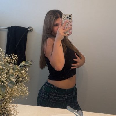 saryngrace's profile picture.