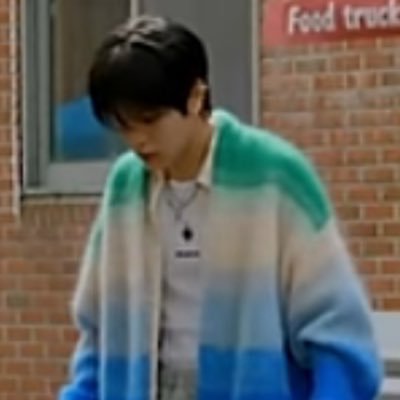 lockedbriefkc's profile picture. not new to tw*tter but new stan account - 🇭🇰 - human rights 1st always