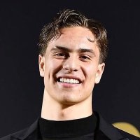 عـنـتـر (@best_550) Twitter profile photo