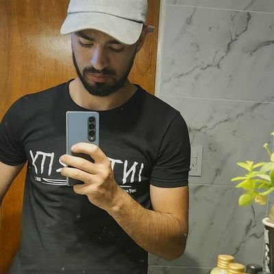 VictorTest24464's profile picture. 