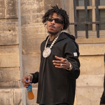 randybj24's profile picture. @chelsea 💙💙💙Apple 📱📱hardware engineer wizkid for life #youngboy 💚💚💚💚