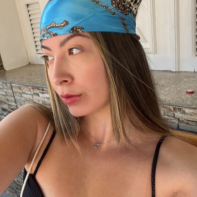 hanazinhax's profile picture. pra um bom paranoico, nenhuma palavra basta