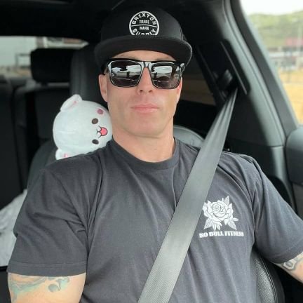 SgtMajRBull's profile picture. U🦅S🌎M⚓C | Father | 🇺🇲US MARINE SgtMaj | Gym Lover | I love to train, no excuse report & block any impersonators  God Bless America🇺🇲