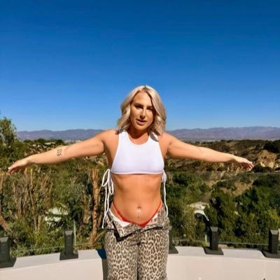 Jessjustlivin1's profile picture. 🥥🌴🎀 🥥🌴🎀 🥥🌴🎀.  Just a gym girlie having fun.