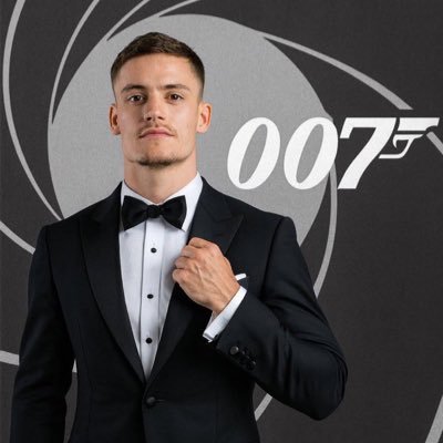 macriy89's profile picture. Shook ones