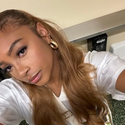 MorganMkenziee's profile picture. 