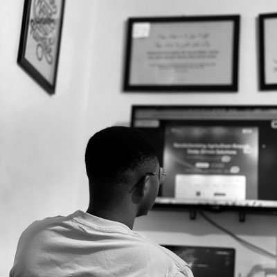 DoctorBee19's profile picture. Senior Fullstack Engineer · Founder @_CodePulse · OD (in view) · Developer @Buildwithbased · Tech Enthusiast • Fashionista