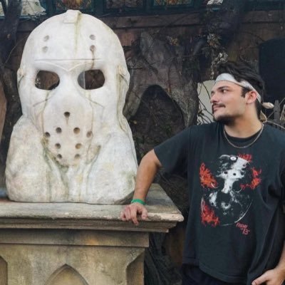 tommysabetta's profile picture. probably thinking about hhn