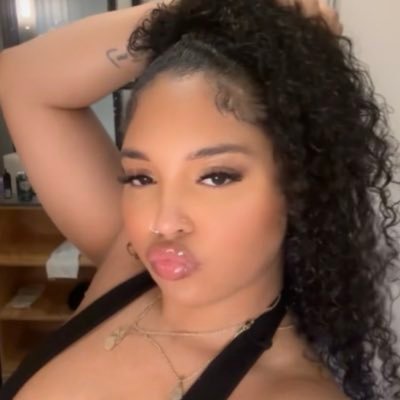 lorenimari's profile picture. full time princess || LA